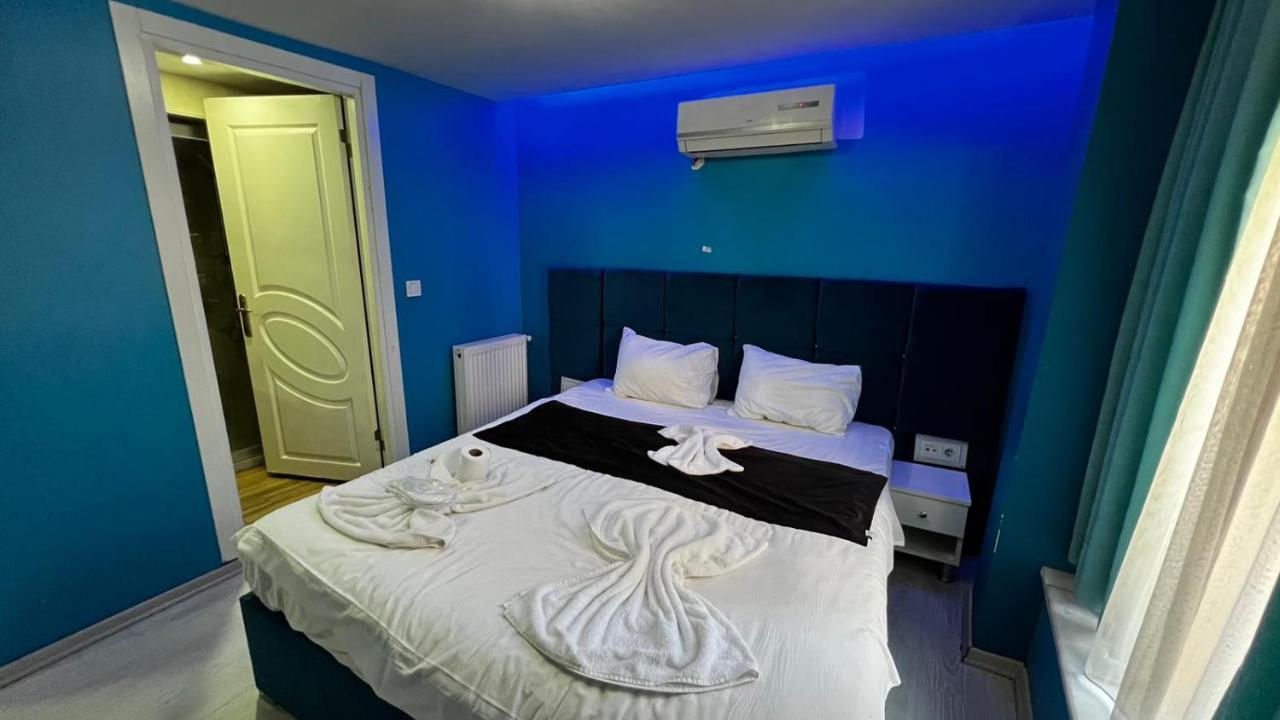 Moon Blue Hotel Istanbul Exterior photo
