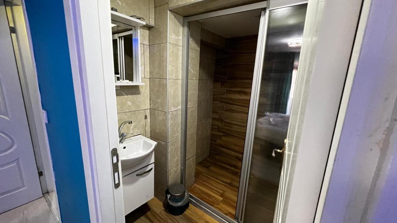 Moon Blue Hotel Istanbul Exterior photo